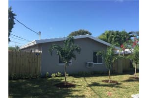 1092 Ne 38th St N, Oakland Park