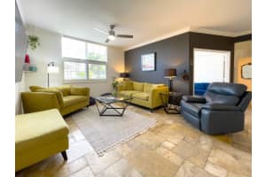 1900 Van Buren St 118b, Hollywood