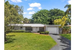 2161 Ne 35th St, Lighthouse Point