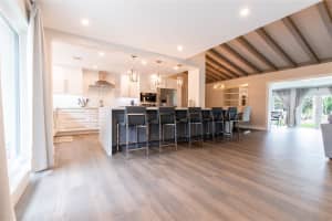 2275 Sw 44th Street, Fort Lauderdale