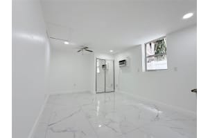 1850 Rodman St 4, Hollywood