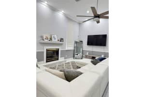 4244 Nw 83rd Ln, Coral Springs