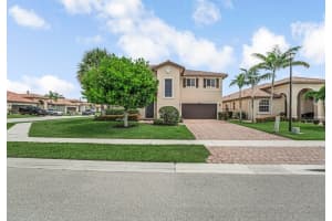 7283 Prudencia Dr, Lake Worth