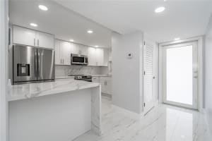 361 S Hollybrook Dr 105, Pembroke Pines