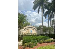 5065 Wiles Rd 203, Coconut Creek