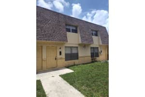 2291 Nw 59th Way, Lauderhill