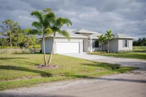 6490 W Park Ln, Lake Worth