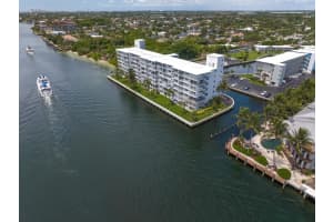 1536 Se 15th Court 207, Deerfield Beach