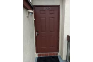 11256 Taft St 11256, Hollywood