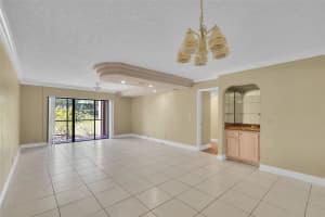 350 Racquet Club Rd 103, Weston 350 Racquet Club Rd 103, Weston