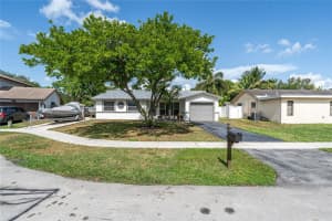 4360 Nw 116th Ave, Sunrise