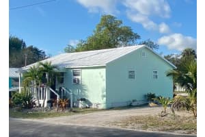 429 N 14th St B, Fort Pierce