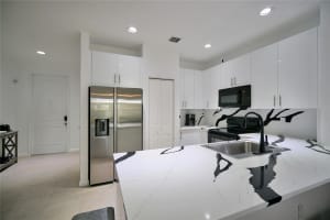 378 Ne 47th Pl 378, Deerfield Beach