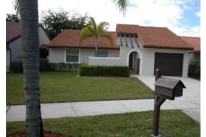 31 Columbia Ct, Deerfield Beach