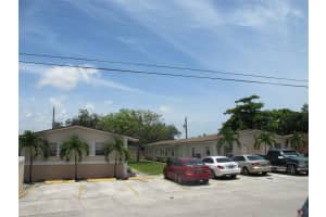 408 Nw 10th St 4, Hallandale Beach