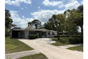 914 Se 9th St, Stuart