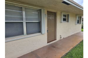 5306 Nw 22 St, Lauderhill