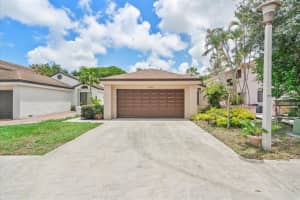 3700 Nw 19th St, Coconut Creek