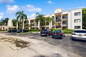10352 E Clairmont Circle 311, Fort Lauderdale