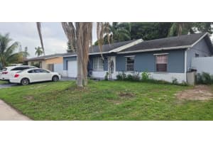 426 Sw 79th Ter, North Lauderdale