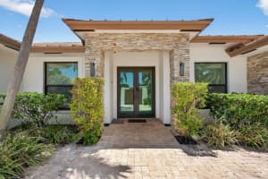 2460 Ne 36th Street, Fort Lauderdale