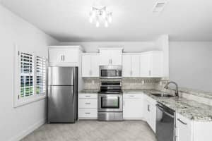 6510 Via Regina 6510, Boca Raton