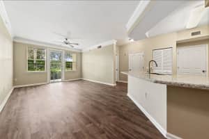 9905 Baywinds Dr 2104, West Palm Beach