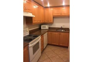 411 Se 8th Street 127, Deerfield Beach