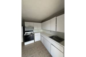 5141 Shenandoah Av 24, Jacksonville