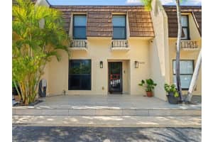 3809 Ne 167th St 38, North Miami Beach