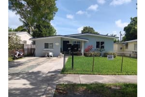 1935 Fletcher St, Hollywood