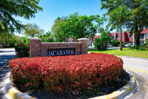 17 Jacaranda Drive 117, Plantation