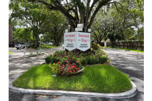 3760 Inverrary Dr 3g, Lauderhill