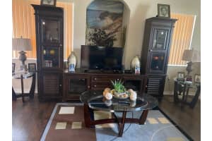 2005 Belmont Ln, North Lauderdale
