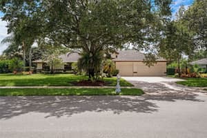 4150 Sw 106th Terrace, Davie