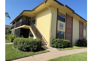 10027 Sw Winding Lake Rd 102, Sunrise