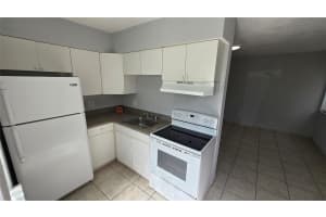 16951 Ne 18th Ave 8, North Miami Beach