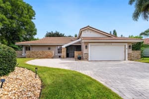 10939 Nw 9th Mnr, Coral Springs