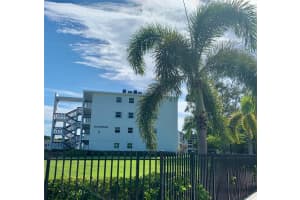 3065 Oakridge F 3065, Deerfield Beach