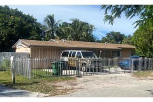 427 Ne 160th Street, Miami