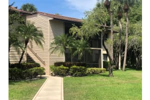 15484 Lakes Of Delray Blvd 201, Delray Beach