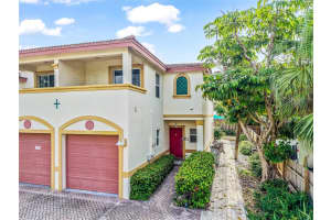 512 S Ocean Blvd 512, Pompano Beach