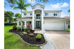 4019 Staghorn Ln, Weston
