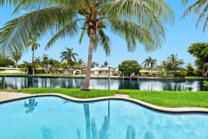 121 Almar Dr, Wilton Manors