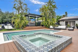 6711 Nw 26th Way, Fort Lauderdale
