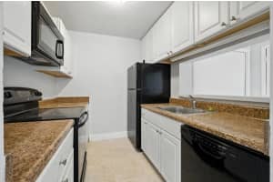 4281 W Mcnab Road 16, Pompano Beach