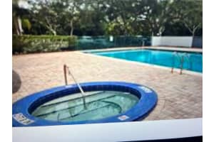 2701 Riverside Dr 208b, Coral Springs