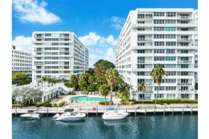 1160 N Federal Hwy 1118, Fort Lauderdale