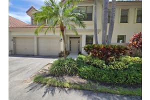 5800 Coach House Cir D, Boca Raton