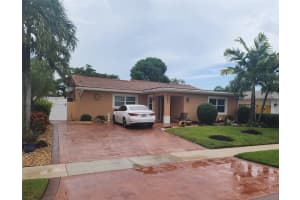 6831 Nw 81st Pl, Tamarac